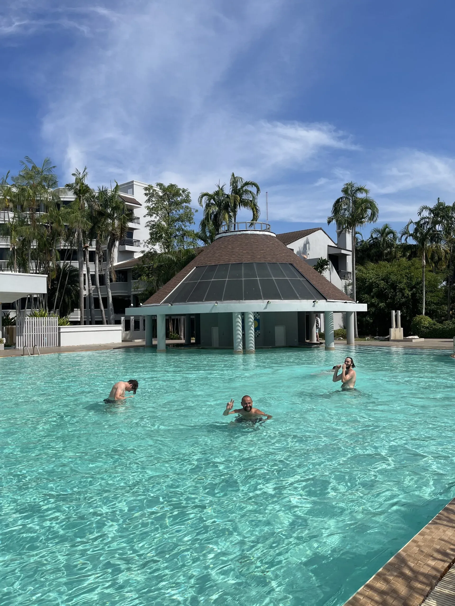 Swimming Pool photo 3