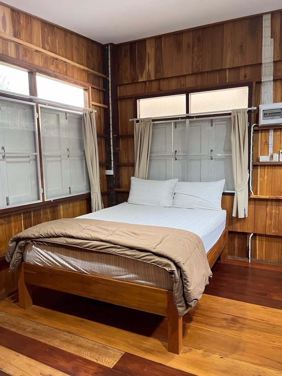 Thai Bungalow Retreat gallery thumbnail