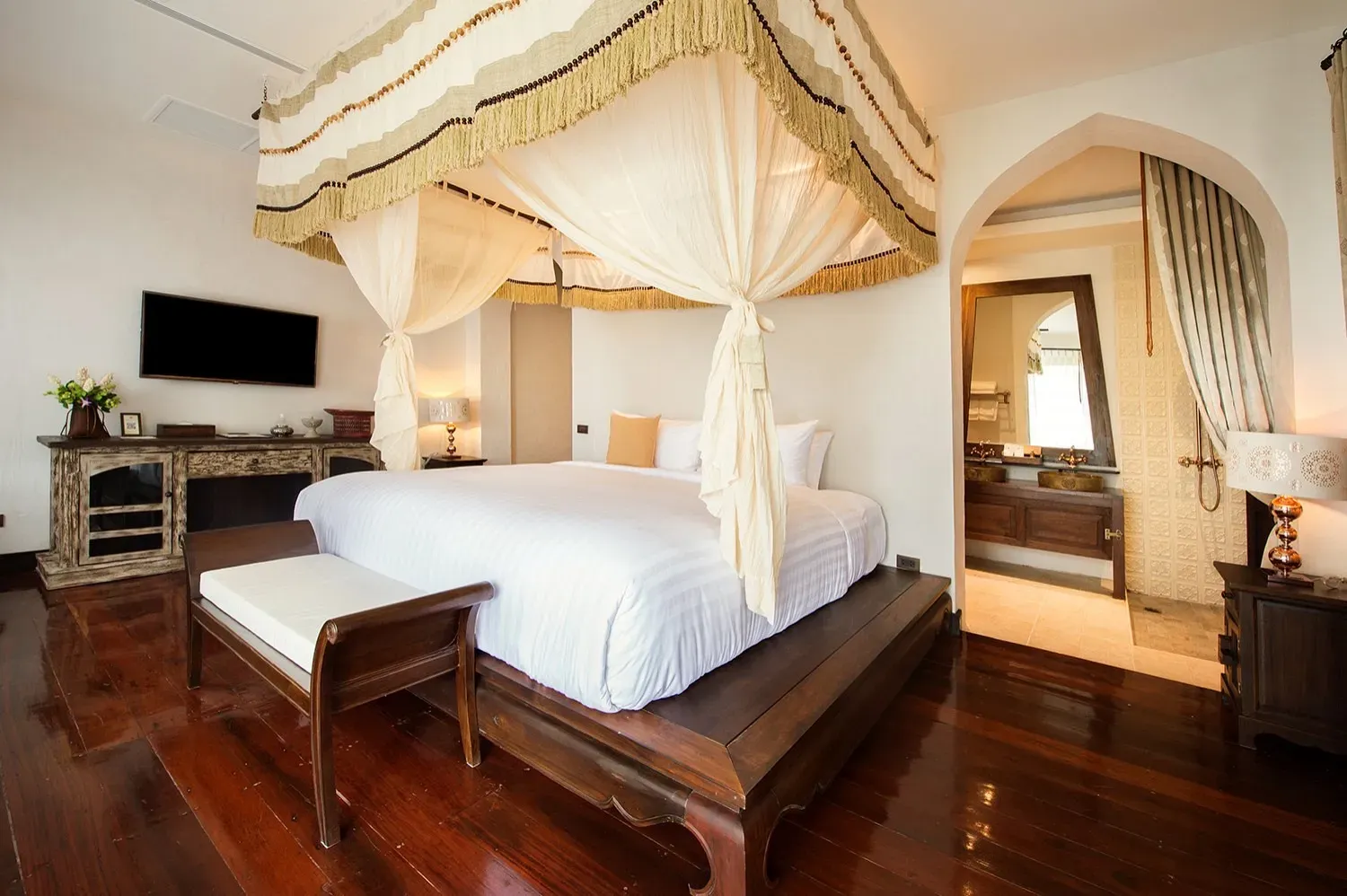 Premier Historic Boutique Rooms & Facilities at Shinnabhura Hotel highlight 13