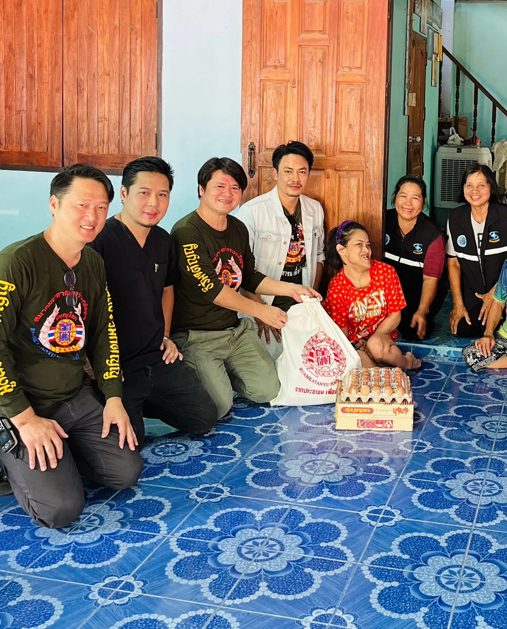 JP Boxing donation of food and essential goods