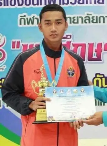 Kru Art - Boxing & Muay Thai Champion